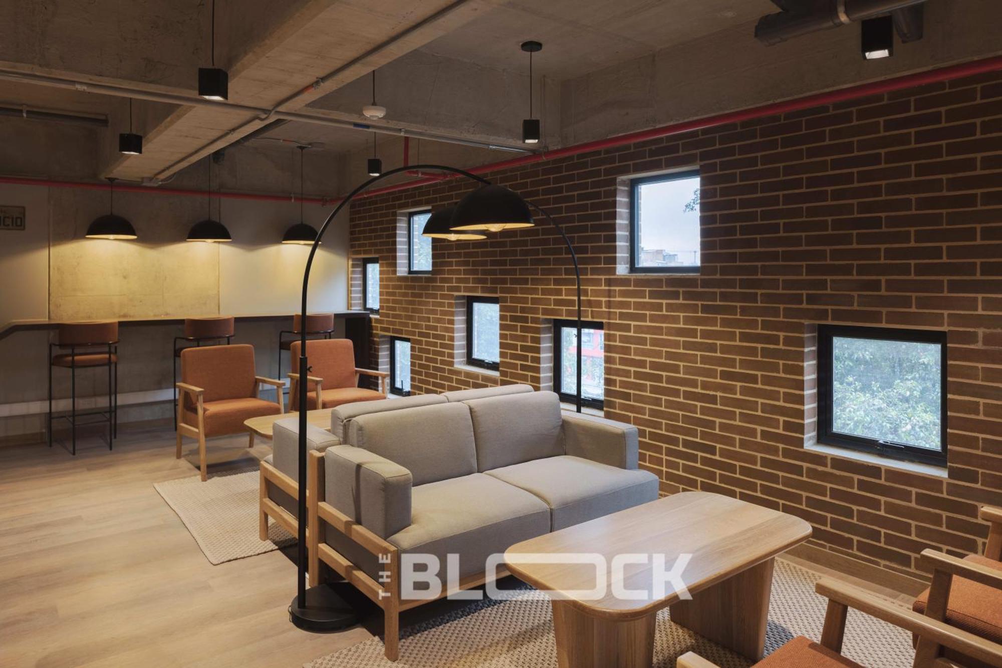 Udara Polo - The Block Apartamento